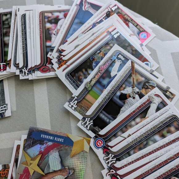 67 Topps MLB Series One Baseball Cards - Picture 4 of 7